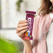 Baton Bio crocant cu ovăz, ciocolată și boabe de cacao Isola Bio 50g